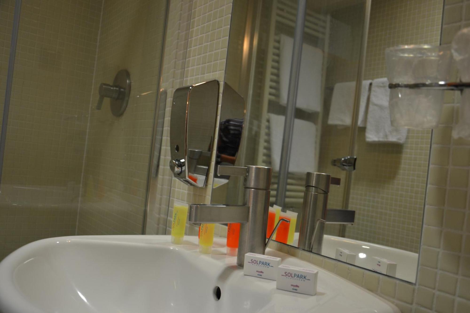 Hotel Solpark Kleszczów Rom bilde
